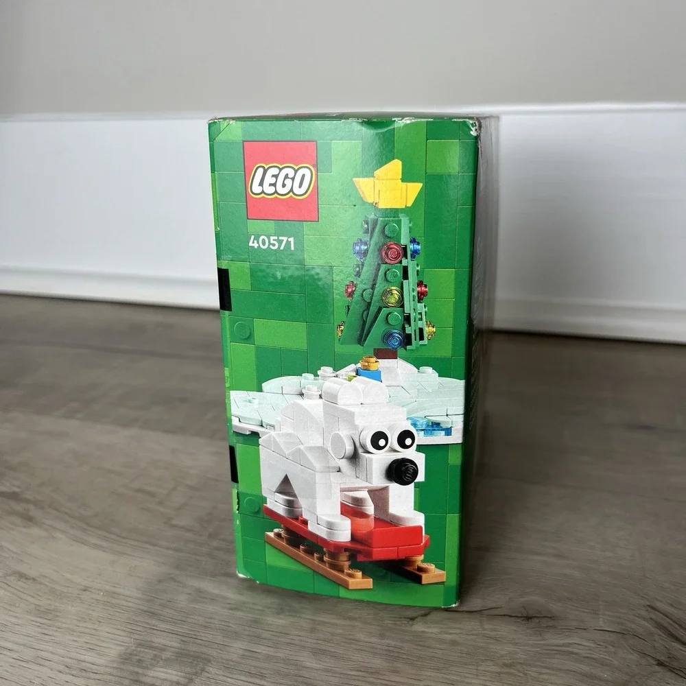 LEGO Wintertime Polar Bears 40571 Christmas Décor Building Kit Gift Tree New Box - Picture 6 of 8